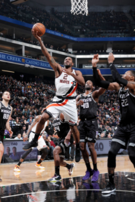 快船客场以105-87送国王8连败 莱纳德24分泡椒21+11+9 快船客场以105-87送国王8连败 莱纳德24分泡椒21+11+9