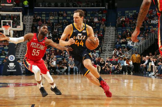 爵士128-126险胜鹈鹕取得6连胜 博格丹英格尔斯合砍57分 爵士128-126险胜鹈鹕取得6连胜 博格丹英格尔斯合砍57分