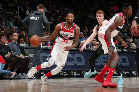 奇才主场以111-101胜老鹰 特雷-杨空砍19+6麦克雷29分领6人上双 奇才主场以111-101胜老鹰 特雷-杨空砍19+6麦克雷29分领6人上双