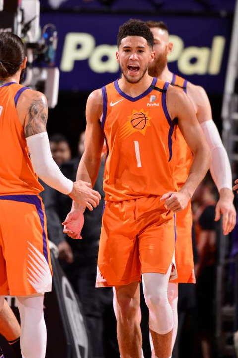 武神两双魔术94-98不敌太阳 布克砍24+5连中三分救主 武神两双魔术94-98不敌太阳 布克砍24+5连中三分救主