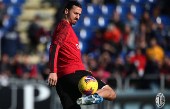 意甲-米兰客场2-0卡利亚里 伊布打进回归处子球 意甲-米兰客场2-0卡利亚里 伊布打进回归处子球