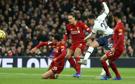 英超-利物浦1-0热刺迎英超12连胜 菲尔米诺破门 英超-利物浦1-0热刺迎英超12连胜 菲尔米诺破门