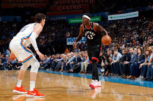 猛龙客场以130-121险胜雷霆 西亚卡姆21分保罗斩16+11 猛龙客场以130-121险胜雷霆 西亚卡姆21分保罗斩16+11