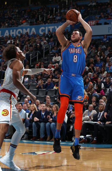 雷霆以140-111大胜老鹰拿到4连胜 加里纳利25+6亚历山大24+6杨26+16 雷霆以140-111大胜老鹰拿到4连胜 加里纳利25+6亚历山大24+6杨26+16