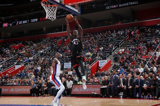 西卡30分7板 伊巴卡21分6板 罗斯21分 猛龙102-95客胜活塞 西卡30分7板 伊巴卡21分6板 罗斯21分 猛龙102-95客胜活塞