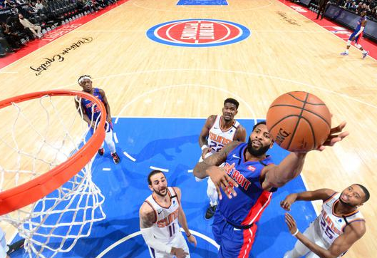 活塞主场以116-108战胜太阳 庄神31+19乌布雷30+5艾顿26+12+4帽 活塞主场以116-108战胜太阳 庄神31+19乌布雷30+5艾顿26+12+4帽