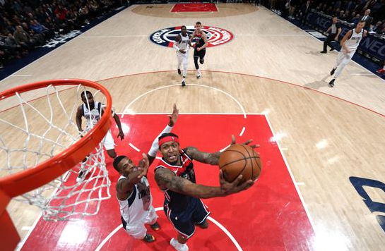 奇才主场逆转以119-118险胜独行侠2连败 比尔1.8秒上篮绝杀! 奇才主场逆转以119-118险胜独行侠2连败 比尔1.8秒上篮绝杀!