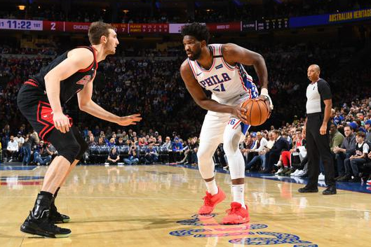 76人末节以118-111险胜擒牛取得2连胜 大帝28+12西蒙斯19+10+10 76人末节以118-111险胜擒牛取得2连胜 大帝28+12西蒙斯19+10+10