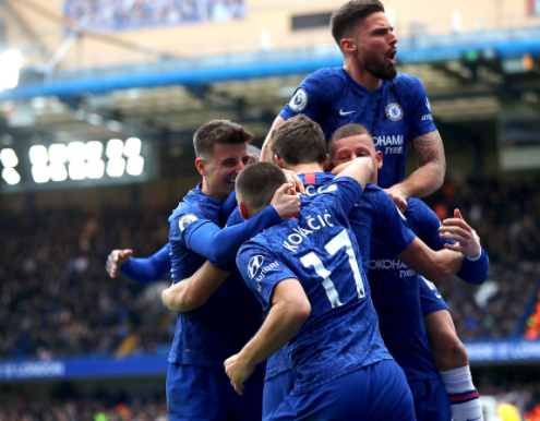 英超-切尔西主场2-1战胜热刺 吉鲁破门阿隆索远射建功 英超-切尔西主场2-1战胜热刺 吉鲁破门阿隆索远射建功