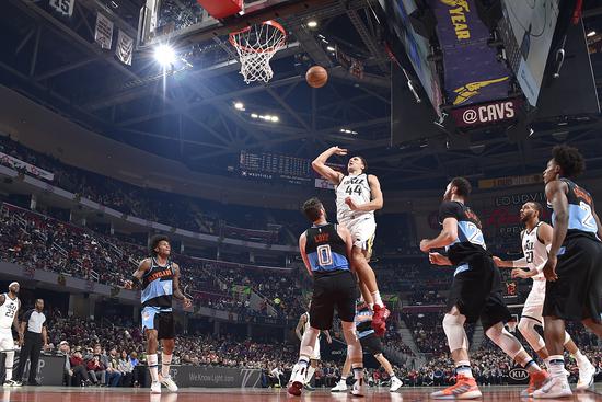 博扬28分7板6助 戈贝尔20分9板 塞克斯顿32分5板 爵士126-113力克骑士 博扬28分7板6助 戈贝尔20分9板 塞克斯顿32分5板 爵士126-113力克骑士