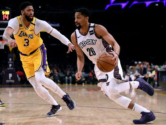 篮网客场以104-102险胜湖人拿到3连胜 丁威迪准绝杀詹姆斯29+12+9 篮网客场以104-102险胜湖人拿到3连胜 丁威迪准绝杀詹姆斯29+12+9