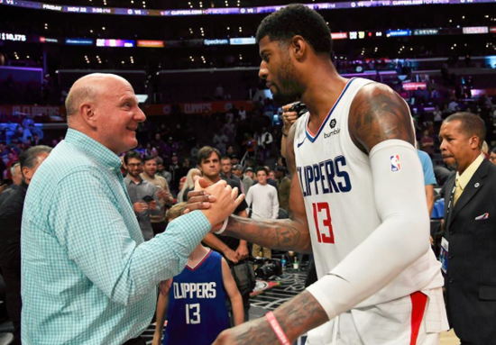 527亿!快船老板蝉联体育界首富 他刚砸了4亿买球馆 527亿!快船老板蝉联体育界首富 他刚砸了4亿买球馆