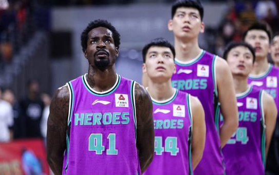 鲁媒:山东男篮计划五一前后放假 现已减轻训练量 鲁媒:山东男篮计划五一前后放假 现已减轻训练量