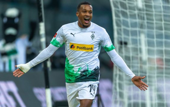 德甲-门兴7分钟双响3-1轻取法兰克福 超越莱比锡进前3 德甲-门兴7分钟双响3-1轻取法兰克福 超越莱比锡进前3