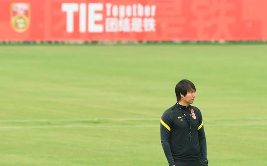 中国足协:国足热身赛不直播 防疫要求战术保密 中国足协:国足热身赛不直播 防疫要求战术保密