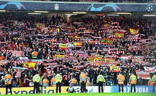 惨痛!泰晤士报:马竞战利物浦一场比赛致41人感染新冠死亡 惨痛!泰晤士报:马竞战利物浦一场比赛致41人感染新冠死亡