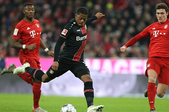 曼城寻萨内替身锁定勒沃库森边锋莱昂-贝利 转会费或达4000万 曼城寻萨内替身锁定勒沃库森边锋莱昂-贝利 转会费或达4000万