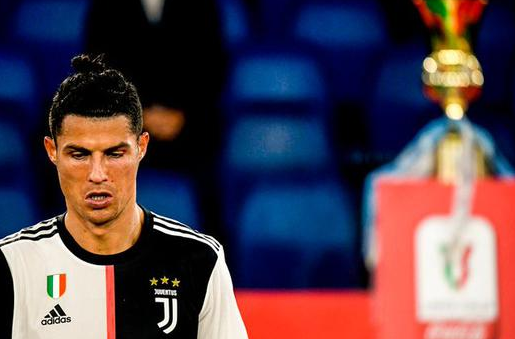 C罗生涯首次决赛2连跪 全场1次射正!复出2战2射0球 C罗生涯首次决赛2连跪 全场1次射正!复出2战2射0球