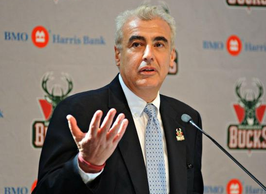 雄鹿老板:疫情再爆发也一定要复赛 全队都会参与 雄鹿老板:疫情再爆发也一定要复赛 全队都会参与