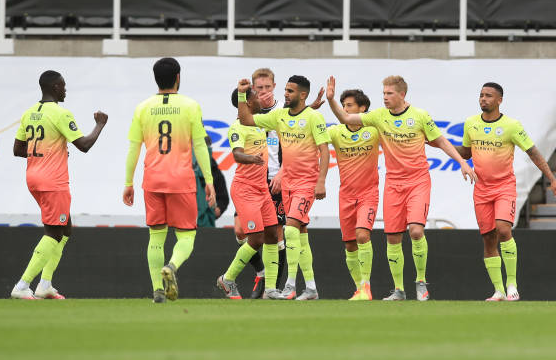 英足总-曼城2-0击败纽卡晋级四强 德布劳内点射斯特林破门 英足总-曼城2-0击败纽卡晋级四强 德布劳内点射斯特林破门