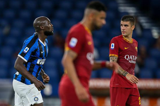 意甲-桑切斯助攻卢卡库绝平 国米2-2罗马暂列第2 意甲-桑切斯助攻卢卡库绝平 国米2-2罗马暂列第2