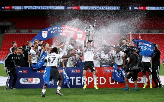 英冠-富勒姆2-1布伦特福德 农场主1年后重回英超 英冠-富勒姆2-1布伦特福德 农场主1年后重回英超