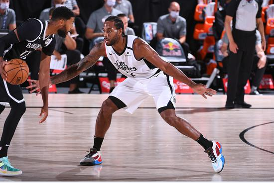 勒韦尔27+13 莱昂纳德39分 乔治轮休 篮网129-120击败快船 勒韦尔27+13 莱昂纳德39分 乔治轮休 篮网129-120击败快船