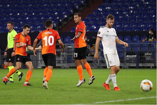 欧联-VAR争议!乌克兰霸主4-1晋级4强 半决赛战国米 欧联-VAR争议!乌克兰霸主4-1晋级4强 半决赛战国米