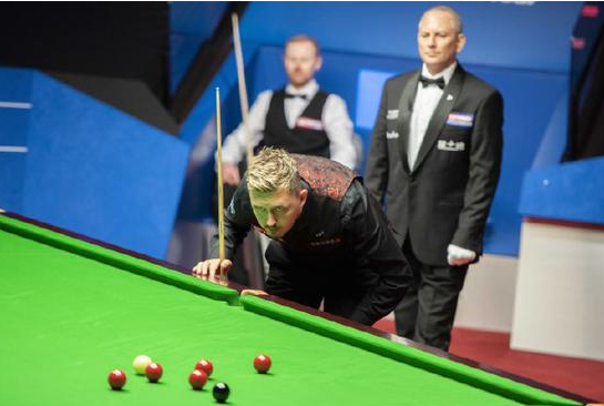 世锦赛威尔逊再轰两破百 第三阶段13-11麦克吉尔 世锦赛威尔逊再轰两破百 第三阶段13-11麦克吉尔