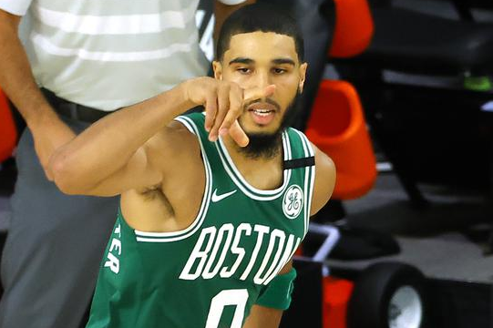 独行侠127-114击沉快船 东契奇28+8+7波津23+7小卡35+10 独行侠127-114击沉快船 东契奇28+8+7波津23+7小卡35+10