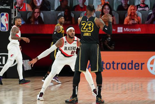 湖人135-115轻取开拓者夺赛点 詹姆斯30+10 浓眉18分+伤退 湖人135-115轻取开拓者夺赛点 詹姆斯30+10 浓眉18分+伤退