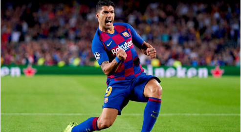 覆水难收!苏亚雷斯家中开离队告别会 梅西携妻参加 覆水难收!苏亚雷斯家中开离队告别会 梅西携妻参加