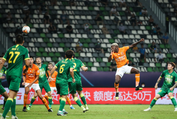 中超-武汉卓尔2-2平北京国安 巴坎布张玉宁破门 中超-武汉卓尔2-2平北京国安 巴坎布张玉宁破门