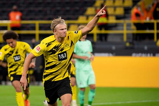 德甲-多特3-0大胜门兴取得开门红 17岁天才破门!哈兰德2球 德甲-多特3-0大胜门兴取得开门红 17岁天才破门!哈兰德2球