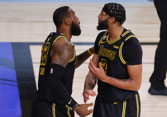 湖人124-114再胜热火 浓眉32+14 詹姆斯33+9+9巴特勒25+8+13 湖人124-114再胜热火 浓眉32+14 詹姆斯33+9+9巴特勒25+8+13