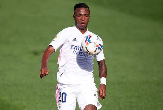 西甲-皇马2-0莱万特取得联赛三连胜 维尼修斯连场破门本泽马建功 西甲-皇马2-0莱万特取得联赛三连胜 维尼修斯连场破门本泽马建功