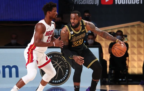 热火111-108湖人 改写总比分2-3 巴特勒35+12+11詹眉合砍68+25+10 热火111-108湖人 改写总比分2-3 巴特勒35+12+11詹眉合砍68+25+10