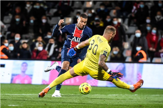 法甲-姆巴佩双响萨拉维亚传射 巴黎4-0尼姆5连胜 法甲-姆巴佩双响萨拉维亚传射 巴黎4-0尼姆5连胜