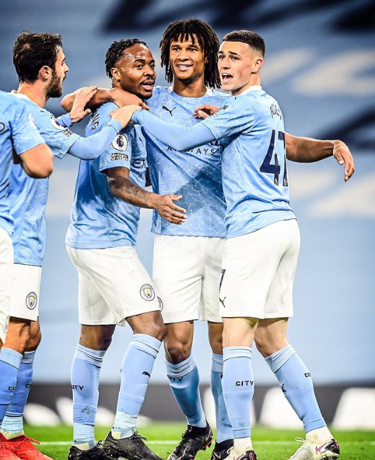 英超-曼城1-0小胜阿森纳 斯特林破门萨卡失良机 英超-曼城1-0小胜阿森纳 斯特林破门萨卡失良机