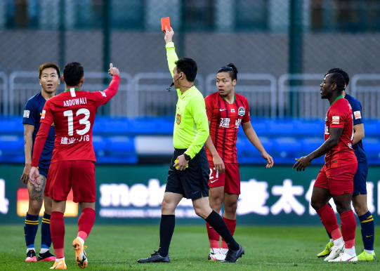 中超-建业2-1战胜富力 冯博轩破门王上源连场建功 中超-建业2-1战胜富力 冯博轩破门王上源连场建功