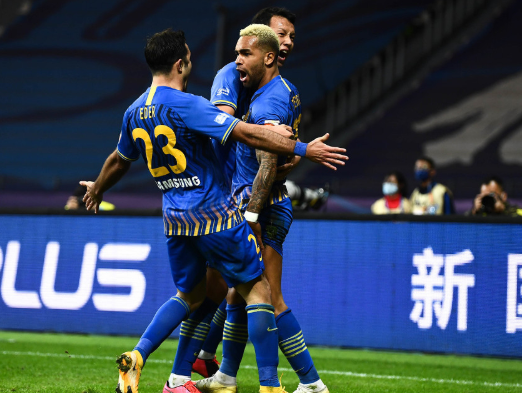 中超-江苏苏宁1-1上海上港 特谢拉破门张诚乌龙 中超-江苏苏宁1-1上海上港 特谢拉破门张诚乌龙