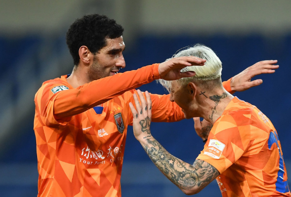 中超-鲁能加时赛5分钟轰3球 总分8-5淘汰华夏幸福 中超-鲁能加时赛5分钟轰3球 总分8-5淘汰华夏幸福