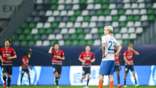 中超-鲁能3球领先遭重庆连追4球4-3翻盘 马尔西尼奥绝杀 中超-鲁能3球领先遭重庆连追4球4-3翻盘 马尔西尼奥绝杀