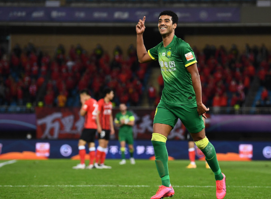 中超-北京国安1-1上海上港 总分3-2锁第3获得下赛季亚冠资格 中超-北京国安1-1上海上港 总分3-2锁第3获得下赛季亚冠资格