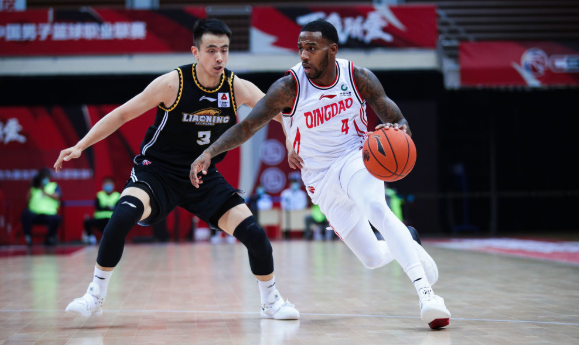 辽宁105-99胜青岛锁定首阶段榜首 梅奥轰48分创生涯新高 辽宁105-99胜青岛锁定首阶段榜首 梅奥轰48分创生涯新高