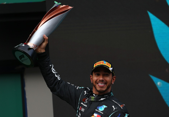 F1土耳其站:汉密尔顿夺冠加冕七冠王追平舒马赫 F1土耳其站:汉密尔顿夺冠加冕七冠王追平舒马赫