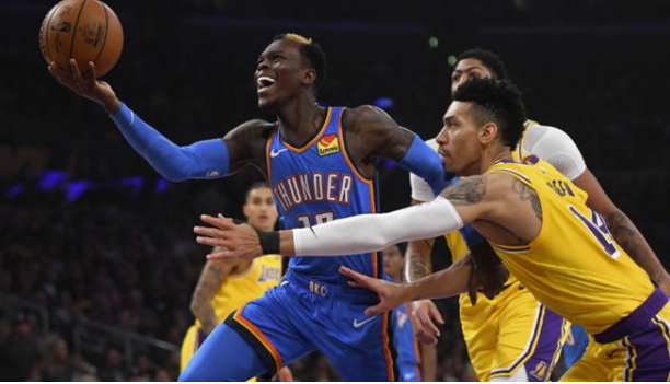 魔术师盛赞湖人操作:得到施罗德将让湖人成功卫冕 魔术师盛赞湖人操作:得到施罗德将让湖人成功卫冕