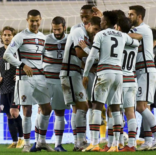 欧国联-葡萄牙3-2克罗地亚 C罗恶意犯规染红迪亚斯2球 欧国联-葡萄牙3-2克罗地亚 C罗恶意犯规染红迪亚斯2球