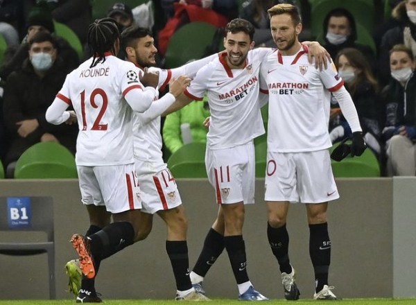 欧冠-拉基蒂奇凌空斩 塞维利亚2-1绝杀提前出线 欧冠-拉基蒂奇凌空斩 塞维利亚2-1绝杀提前出线