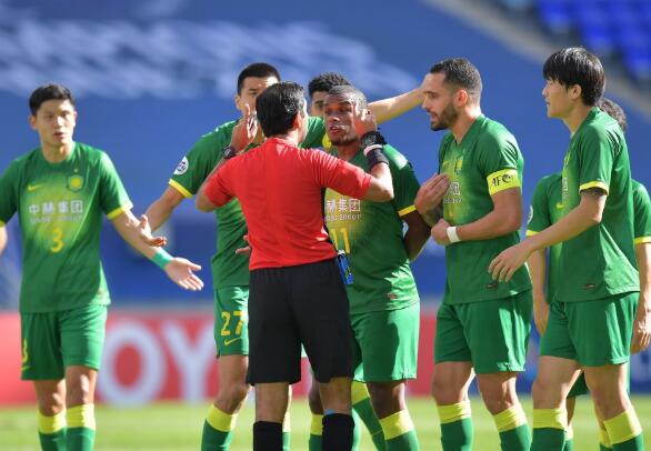 亚冠-比埃拉中柱后防2将送礼 国安0-2蔚山无缘4强 亚冠-比埃拉中柱后防2将送礼 国安0-2蔚山无缘4强